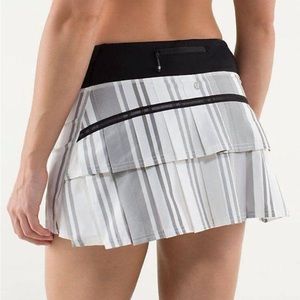 Lululemon Pace Setter Skirt, Groovy Stripe Nimbus/Black, NWT